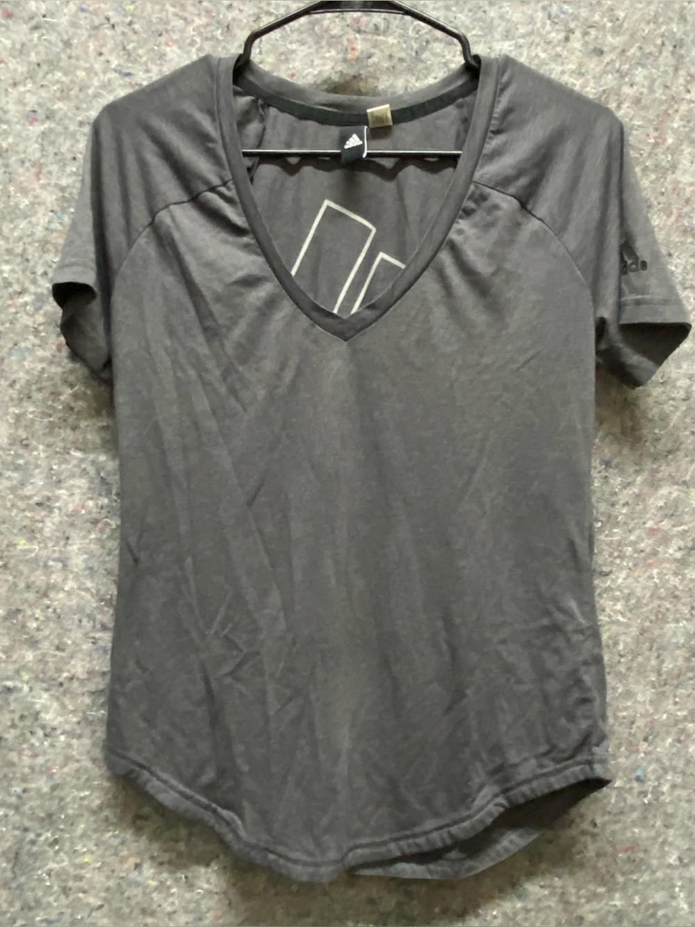 Adidas “I Am Sport Game Day Or Any Day” T-Shirt Women’s Grey Logo V-Neck Sm 2018